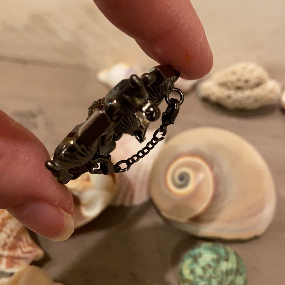 Premier Designs Brooch - Picture 4 of 15